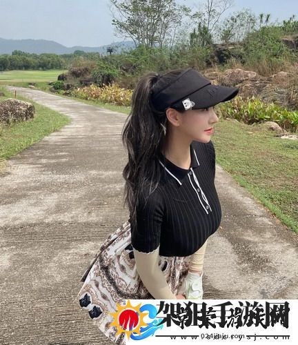 妈妈吃了春晚药后情绪飙升：欢笑声连连，家庭团圆的幸福时刻真是让人陶醉！